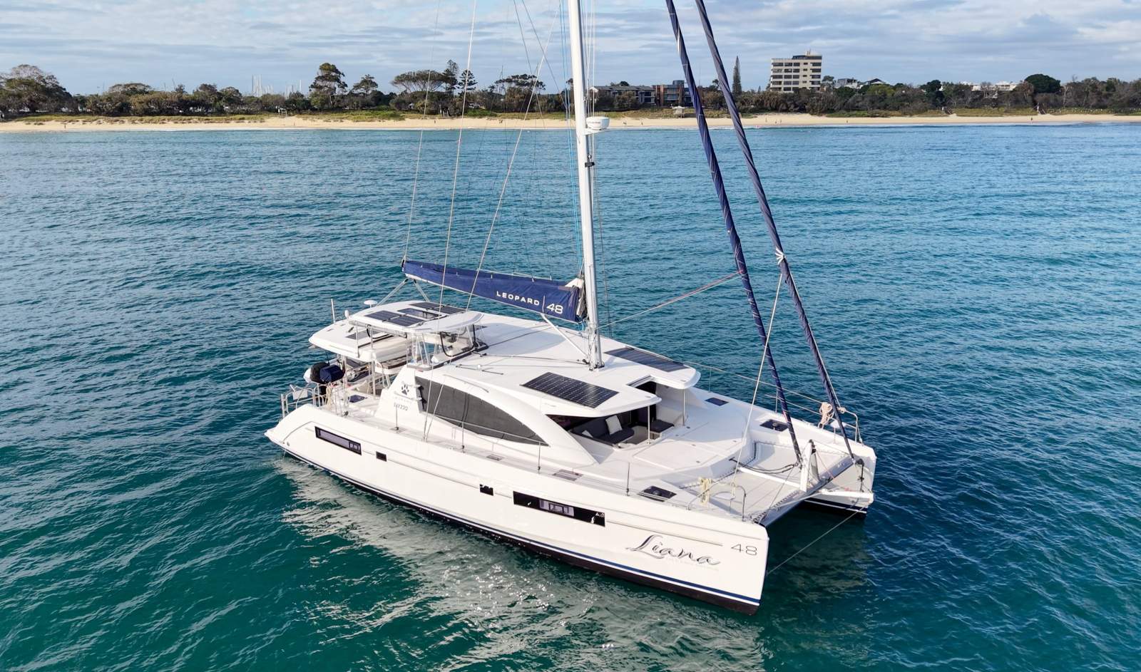 Leopard Catamarans 48 photo