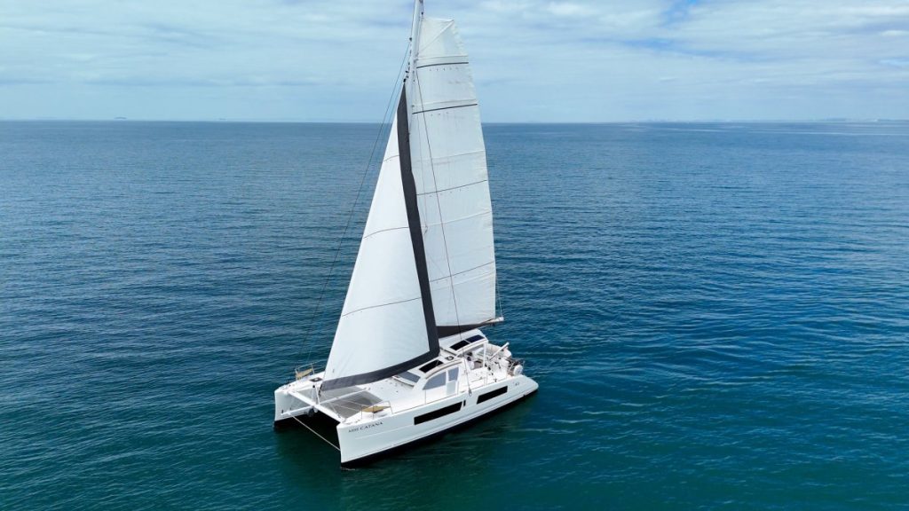 Why buy a catamaran? Our top 4 reasons!